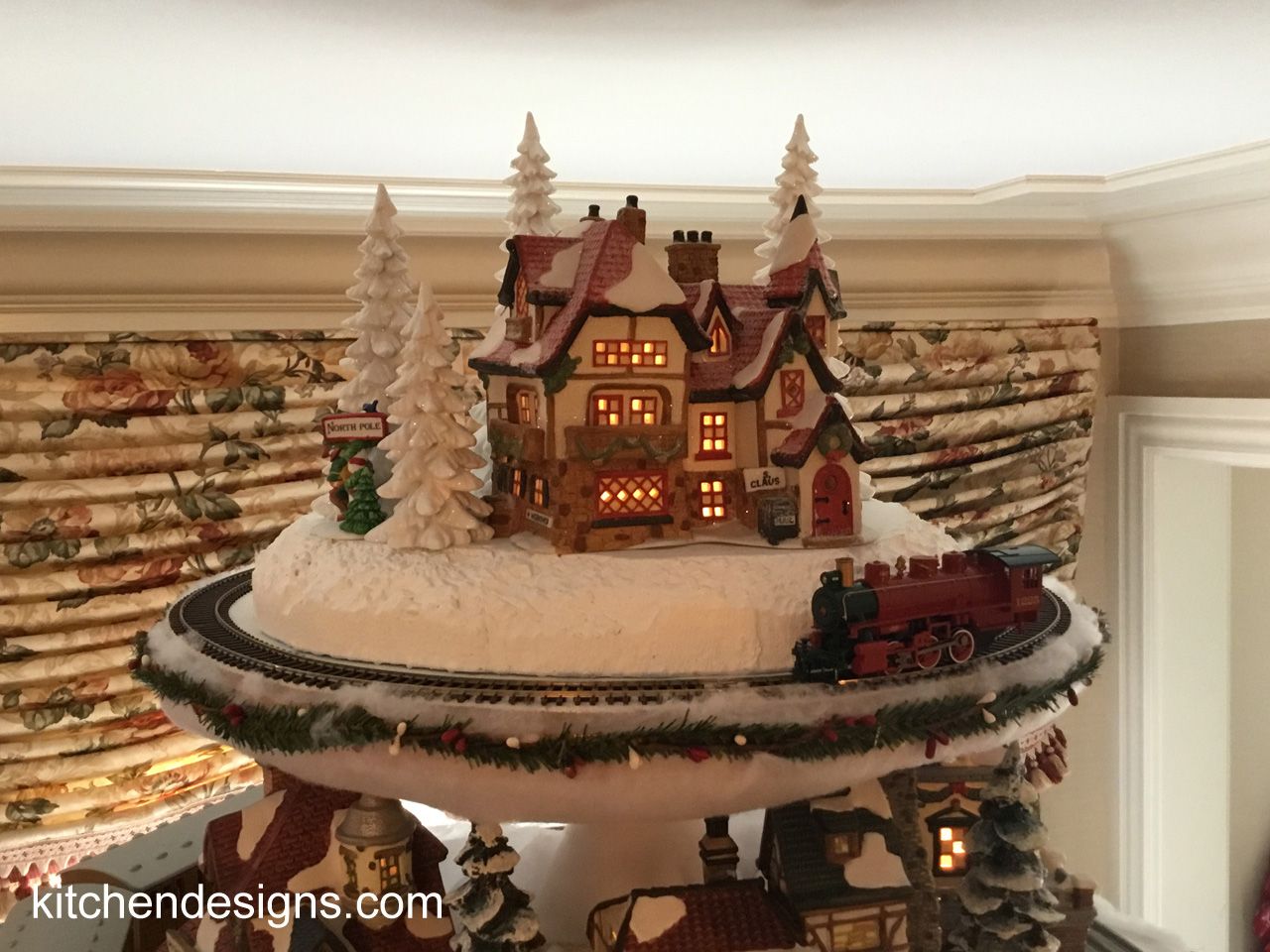 Lionel christmas hot sale layout