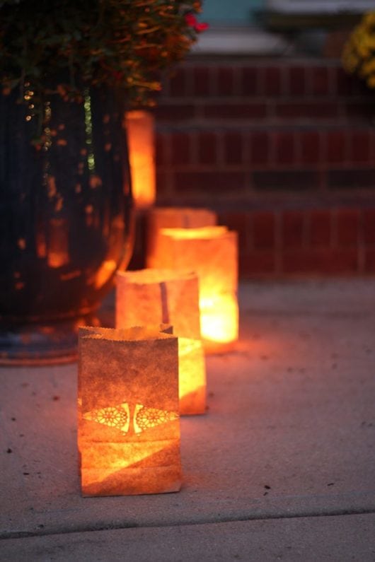 Outdoor Lighting Ideas for Your Backyard Summer Party and Outside Patio ...